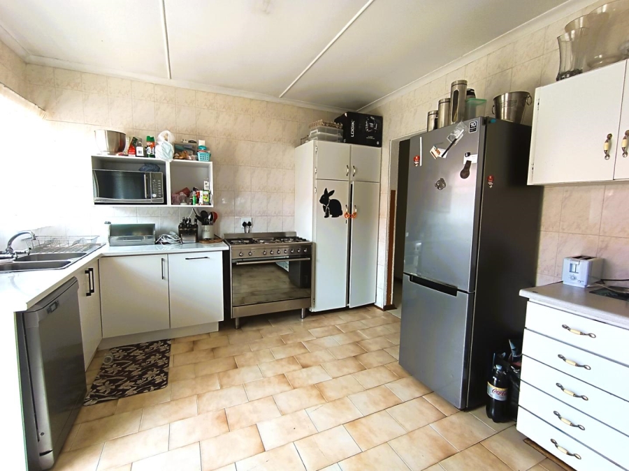 4 Bedroom Property for Sale in Universitas Free State